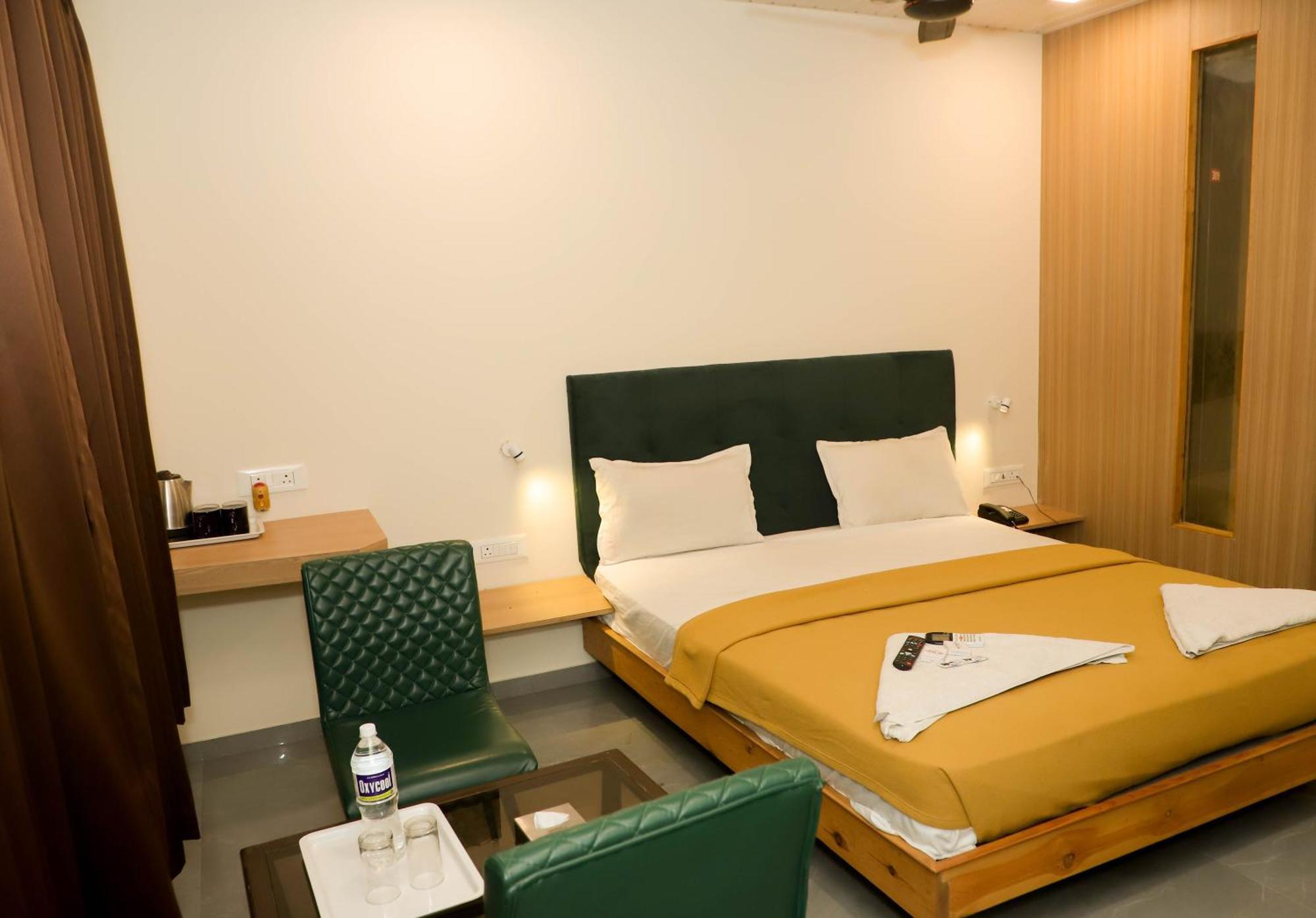 Hotel Arc Palace Bhiwandi エクステリア 写真