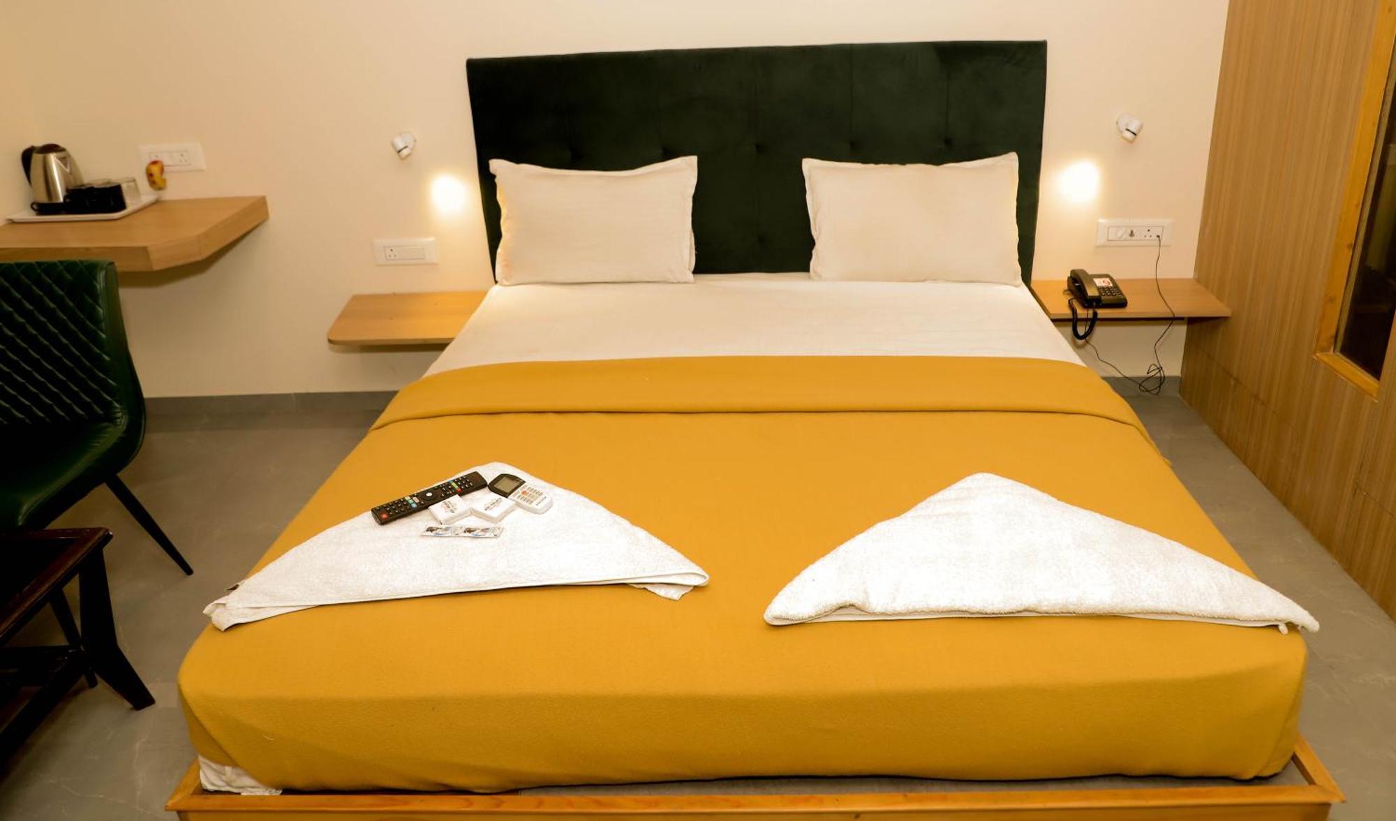 Hotel Arc Palace Bhiwandi エクステリア 写真