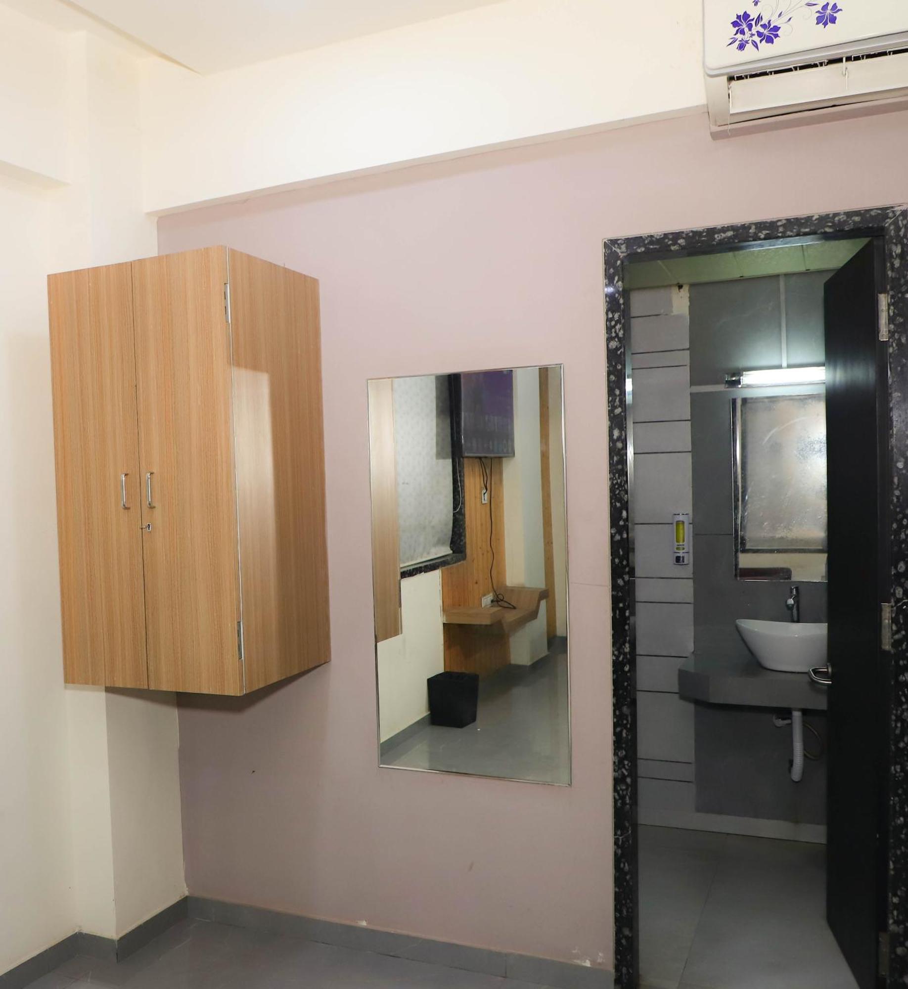 Hotel Arc Palace Bhiwandi エクステリア 写真