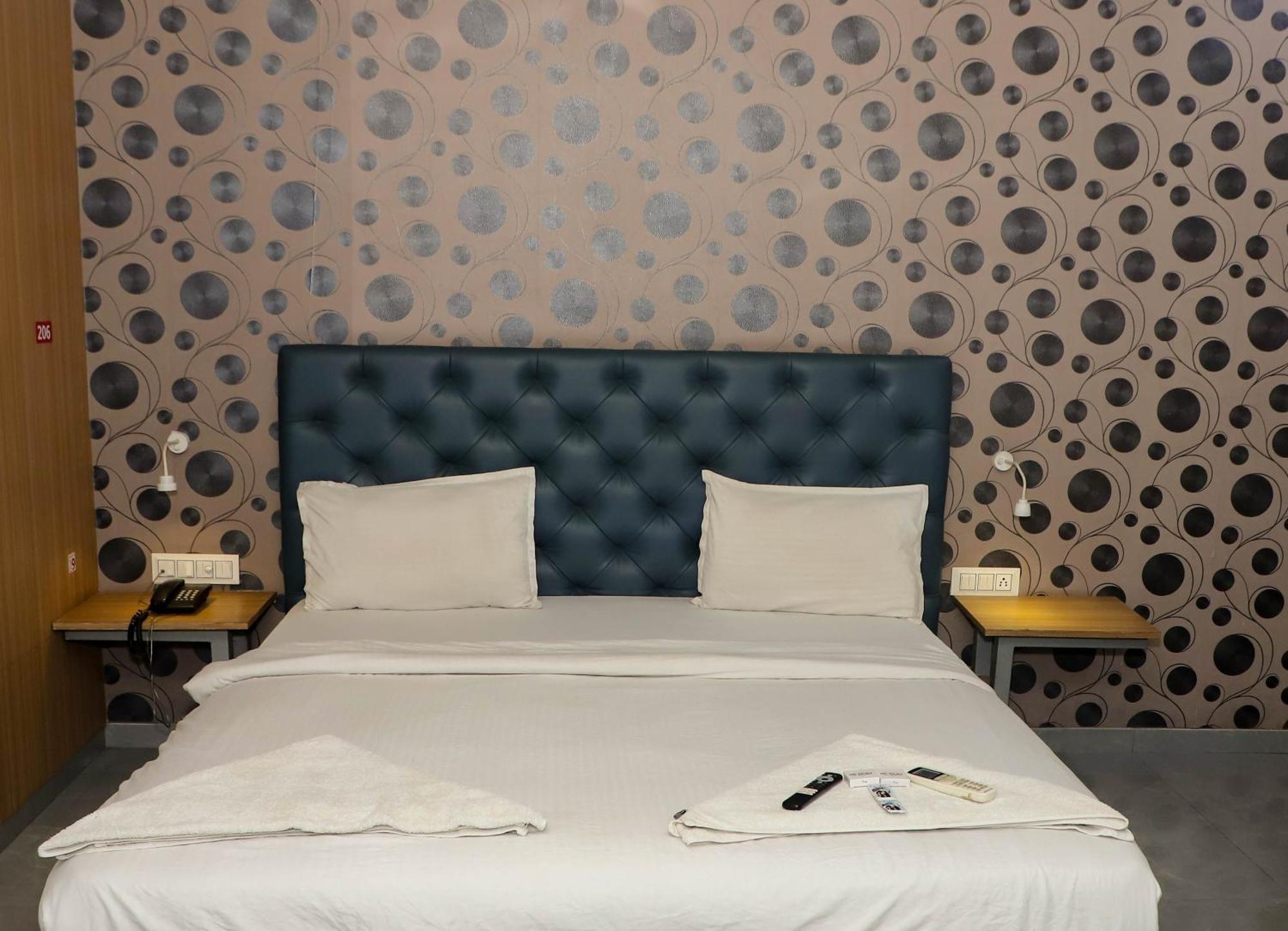 Hotel Arc Palace Bhiwandi エクステリア 写真