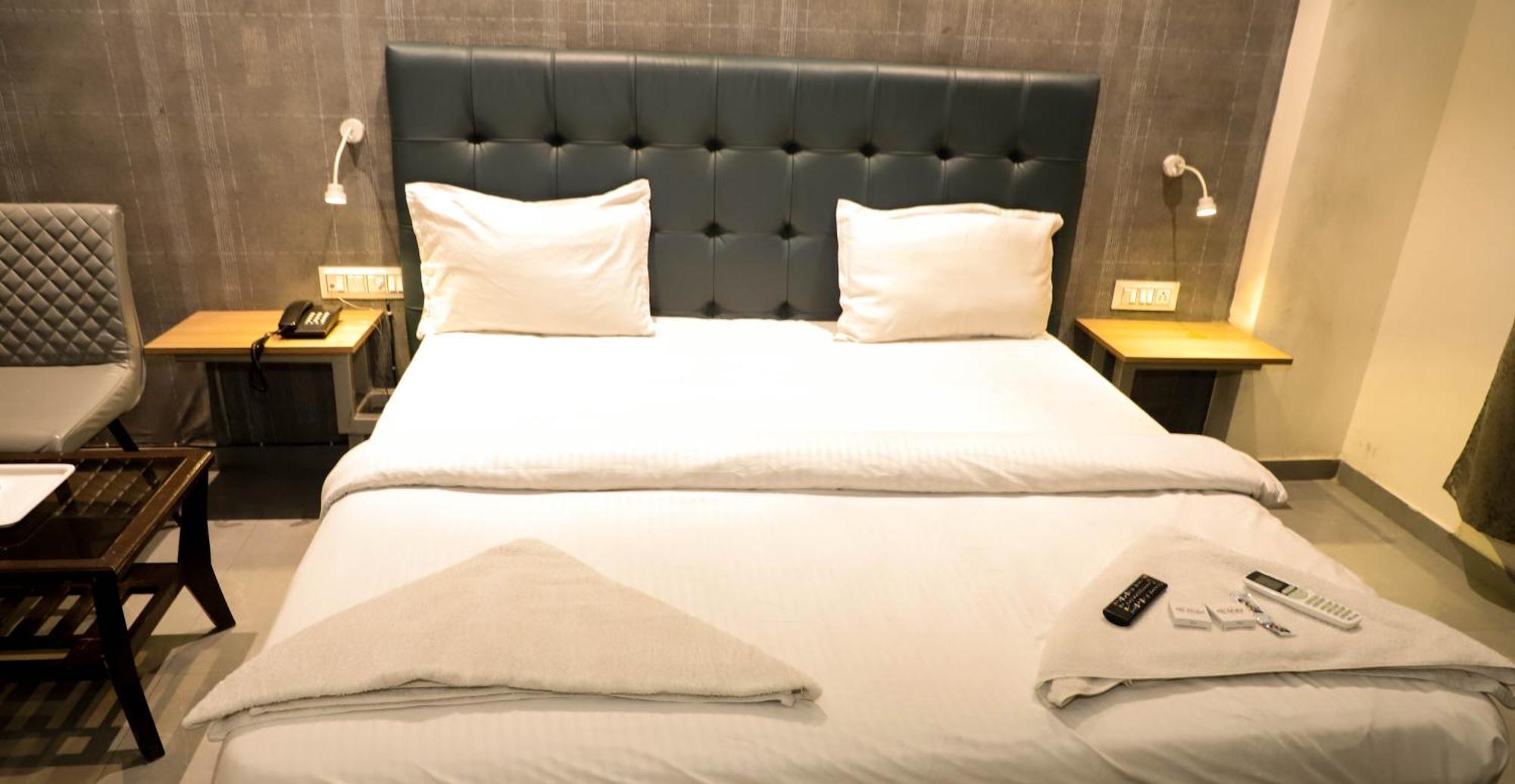 Hotel Arc Palace Bhiwandi エクステリア 写真