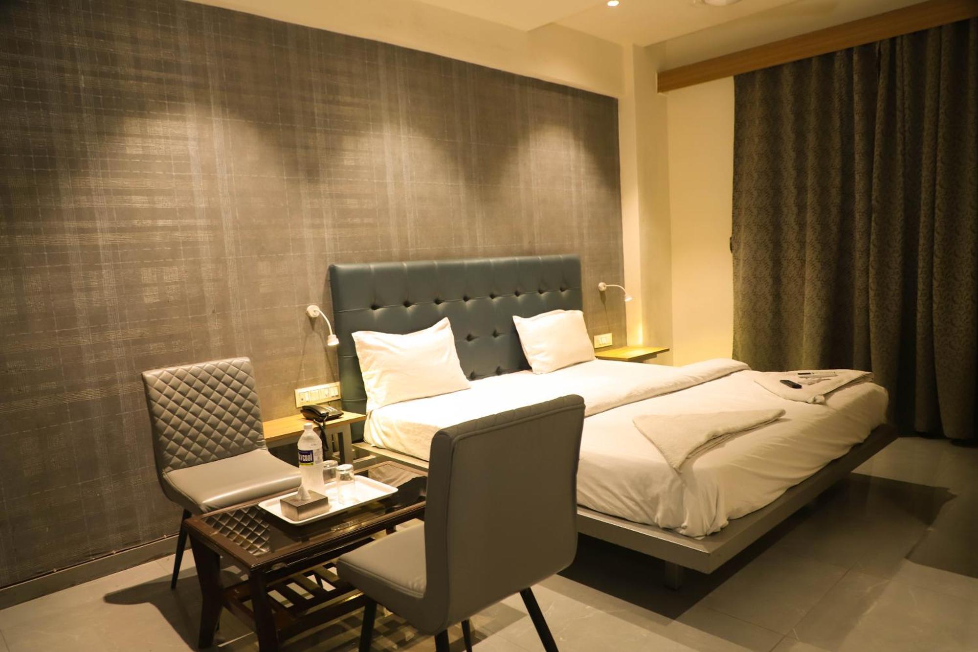 Hotel Arc Palace Bhiwandi エクステリア 写真