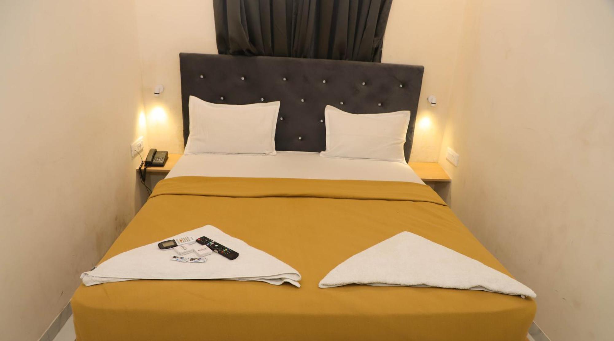 Hotel Arc Palace Bhiwandi エクステリア 写真